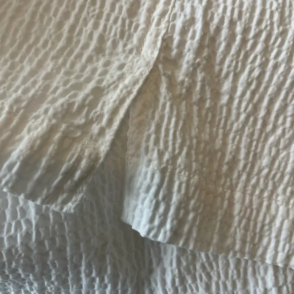 Robert Graham white textured shirt sleeve button down - Picture 7 of 9